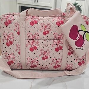 BETSEY JOHNSON CHERRY HEARTS BOW TRAVEL BAG WEEKENDER DUFFLE WITH POUCH